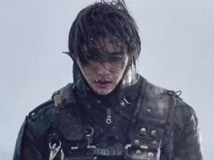 蔡徐坤的废土末日美学到底来源谁? 黑山的峡谷诞生了《Deadman》的西部挽歌,纽约的霓虹夜色浇筑了《Jasmine》的复古浪漫,这是一个26岁年轻人对“艺术完整性”最固执的坚持。
#蔡徐坤 #colder #审美提升 #潮流 #时尚