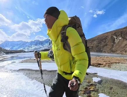 拒绝臃肿|零下20度一件拿捏 高海拔徒步、雪地露营怕冻透?
裹成粽子才够暖?大可不必!#高海拔徒步 #冬季户外 #羽绒服 #羽绒服怎么选 #冬季保暖