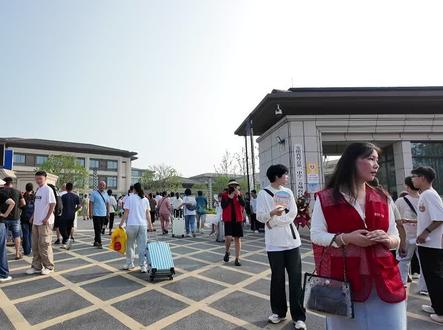 8月18日界首一中高一新生开学报到!#界首 #开学 #高中