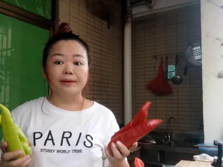 湖南特色美食,糯米酿辣椒,香辣软糯,吃一回想二回