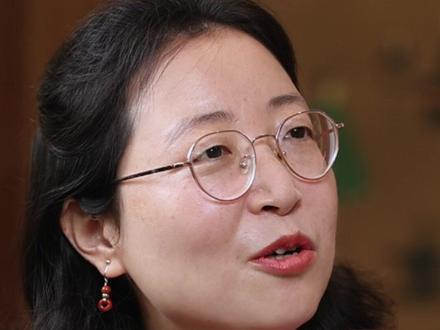 #春茶怎么喝更健康 原来喝茶有这么多讲究!一起get #春天宜喝绿茶和花茶 #新华访谈