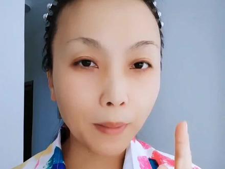 @抖音小助手 @DOU+小助手 放松眉头额头,额头问题消失了#我的护肤日常 #让年龄成为秘密 #逆龄抗衰