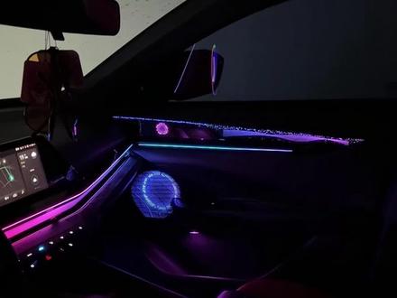 univ氛围灯还不知道怎么改的,不妨看看这期32灯飘带饰板款氛围灯,标配三种控制方式,还带有主动式功能,氛围安全兼备!#univ氛围灯 #univ改装 #长安univ