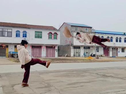 一脚踢飞自己的视频拍摄剪辑全过程分享给大家#剪辑教程 #拍摄剪辑 #视频教学 #教程 #短视频创业 @抖音小助手 @抖音热点宝 @抖音创作者中心