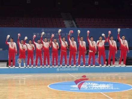 #广东U18男篮夺冠 带伤坚守+团队同心!广东U18男篮热血诠释“广东男篮永不熄”!