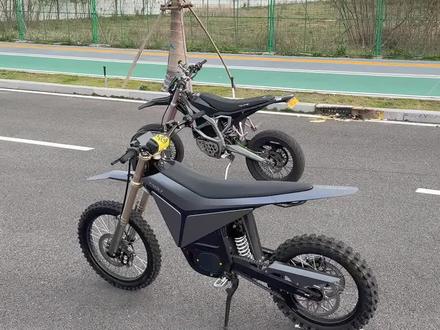 易伟特出厂即巅峰,根本就压不住#易伟特 #79bike #闽动力俱乐部 #福建首家电动越野全品类店