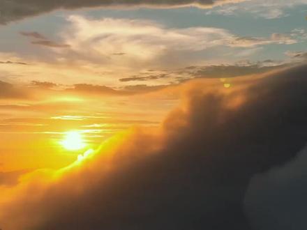 【分享!#单依纯奇迹OST上线 】#奇迹插曲片尾曲MV #奇迹今天开播 “星月之下,风云之上,南方的鹏鸟要飞航海湾,筑梦的心替我回首望。”总台首部原创精品短剧集《奇迹》插曲&片尾曲《如星》上线,单依纯唱出满怀希望、奔赴梦想的热忱。今天20时,锁定CCTV-1黄金档,一起追剧!(来源:央视新闻)