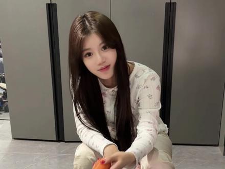 最后居然……
#萝卜纸巾猫 #我和我的猫咪 #情侣日常