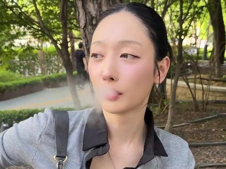 韩女随身带的精致小口喷,清清爽爽 饭后或者嘴巴有味的时候喷两下 #韩女 #oliveyoung #口喷 #vlog日常