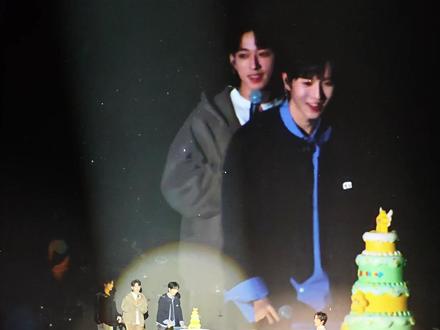 给阿星过生日的完整part 4k竖版 还是没忍住把竖版也放上来,真的太喜欢这个环节了#黄星 #黄星生日演唱会 #live #饭拍 #过生日