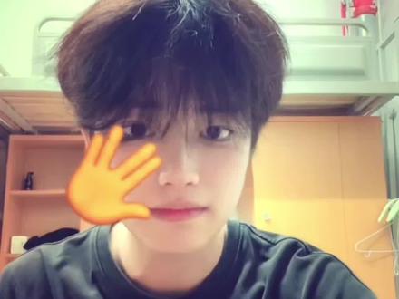 来看五校联手的EGM转场#EGM #手势舞 #校园