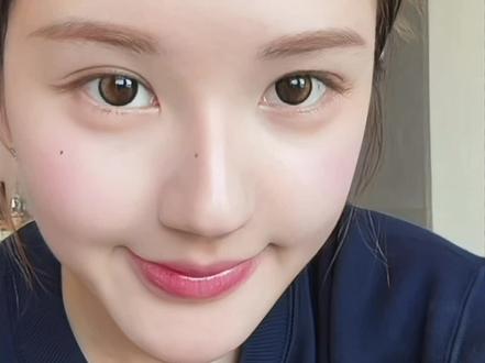 露思宝宝不知道什么是PK,好可爱#赵露思 #赵露思直播 #赵露思穿搭