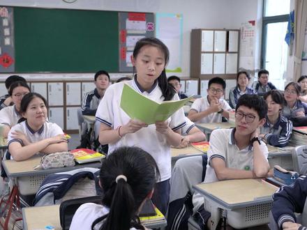 仿一首已学古诗词,为中高考生赋壮词(女生篇)。