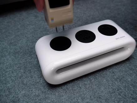 支持多口快充经典复古电脑造型的67W充电器 #多口快充 #闪极retro67 #充电头 #经典复古