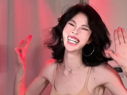 小皮裙~大波浪~ #变装 #小皮裙大波浪 #野狼disco