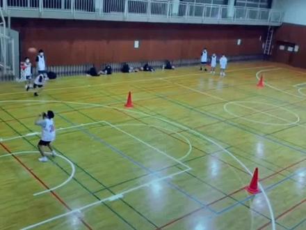 日本篮球青训#日本青少年篮球训练 #青少年篮球训练 #青少年篮球培训 #青少年篮球 #芝麻小篮球 #篮球教学 #日常训练 #日本篮球 @