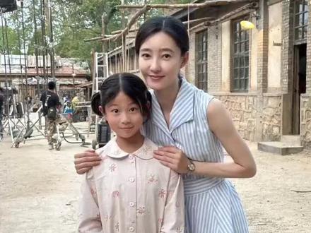 忆秦娥的精神依托童话启蒙🥰😊🤗#王丽坤 #王少熙 #王丽坤主角 #王丽坤小白鞋