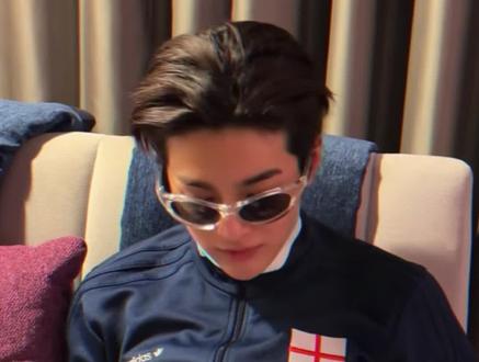 哈哈哈哈哈还有安乾镐最近怎么这么爱挑眉了!?好帅呀😏😏
#安乾镐 #keonho #生日 #cortis