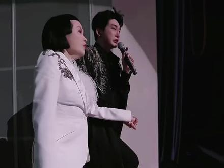 感谢猫七七阿姨对苦命孩子的帮助@王图图🌟 27.28中午11点涅槃重生 @猫七七❤️30号晚6点生日千万豪礼 #人间温暖 #人气爆棚 #宝藏男孩 #直播录屏分享