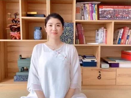 #脾胃 虚弱,经常积食、胀气,可以试试最简单的养生方法——#揉腹 ,对五脏六腑都十分有好处#健康dou起来