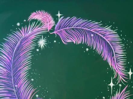 羽毛边框黑板报 #黑板报粉笔画