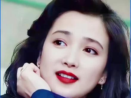 她走那天陪伴在她身边的三个人!#何晴