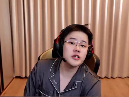 王浩宇感谢全哥对自己事业的支持。#王浩宇 #Whys @王浩宇Whys