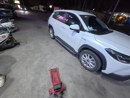 丰田荣放添钉发财,视频最后原声诠释一下为什么没做动平衡#快速补胎 #揭阳同城 #汽车保养与维修 #轮胎动平衡 #补胎 @DOU+小助手