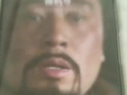 设置~声音和震动~来电铃声~视频铃声