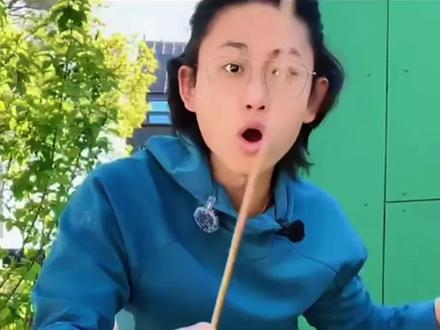 鱼博讲述小时候霍霍人#偏口鱼博士 #医学生 #长知识 #看完不笑算我输 #搞笑