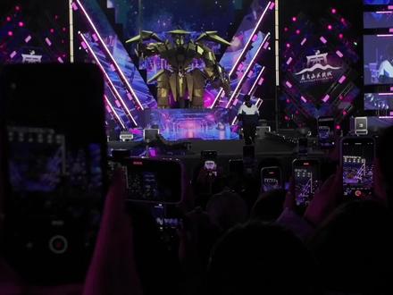 韩汶栩万岁山音乐节开场曲《执迷不悟》#韩汶栩 #韩汶栩唱歌 #韩汶栩万岁山 这次终于是在现场听到的!