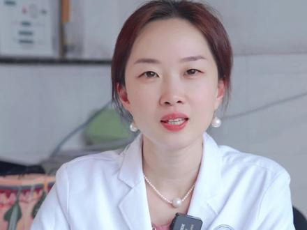 眼周长黄白色颗粒,千万不要用手挤,三甲医生告诉你正确流程 #脂肪粒 #眼睛 #粟丘疹 #汗管瘤 #皮肤科
