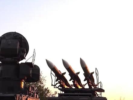 第77轮打击,特朗普放停战信号,伊朗导弹突袭中东三大美军基地 #军事科普 #深度硬核计划