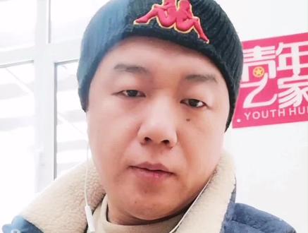 排版时使用文本绕排的效果可以让版面更灵活变化更多。inDesign中的自动文本绕排很好用#inDesign #平面设计 #排版