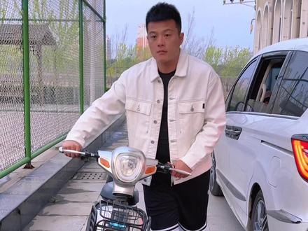 我们都坦然接受了各自的平庸! #篮球#剧情 #搞笑 #脏老师 @义 #生活百般滋味你要笑着面对