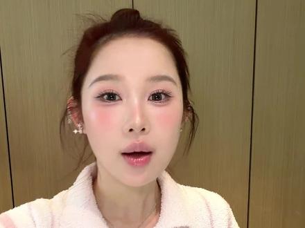 假期发型开智!30分钟不剪辑【减龄丸子头】跟练 #发型教程 #丸子头教程 #不剪辑化妆