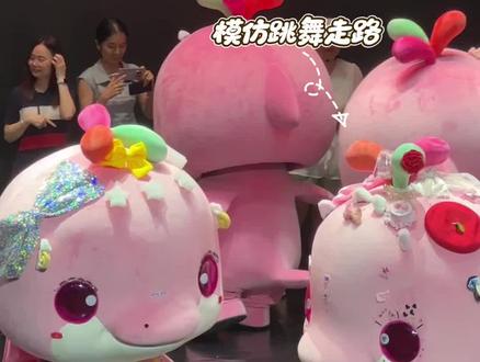 美美模仿跳舞走路 #大湾鸡嘉年华 #年鸡互动会 #跳舞鸡 #美美鸡 #可爱
