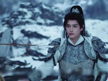 贺思慕掉马甲了。段胥已经知道她是灵主。。。 #白日提灯 #迪丽热巴 #陈飞宇