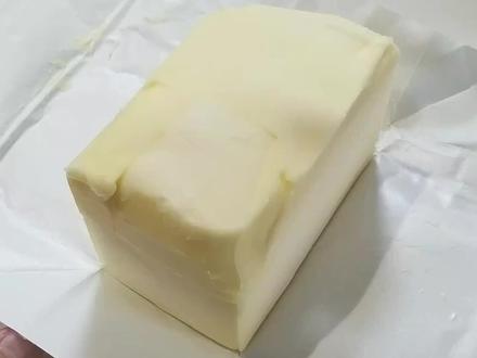 白脱奶油蛋糕的做法,老式硬奶油蛋糕,小时候的回忆 #简单美食 #在家做美食 #甜品 #家庭烘焙 #治愈系美食 #美食vlog #白脱奶油蛋糕 #老式硬奶油蛋糕 #凯司令