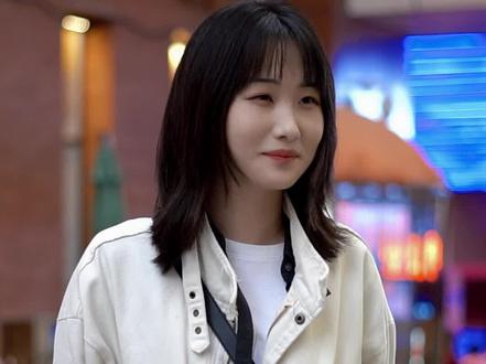 你的歌单里单曲循环最多的一首旋律说唱是什么?#旋律说唱 #街访 #挂断这通电话