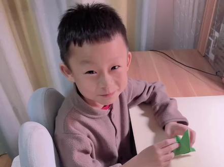 #手工折纸 小盆友教你折“小鸟🐦”