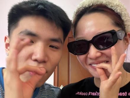 割姐姐是啥意思到底?#阿哲和倩怡 #185大帅哥 #情侣 #干净又卫生