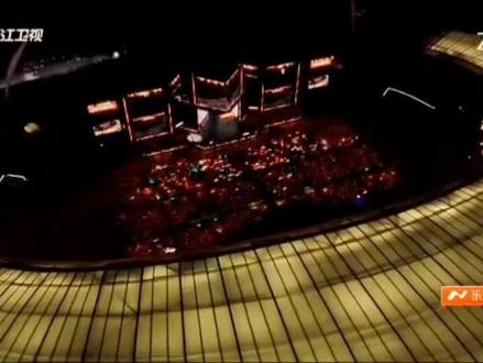 柯淳的第一次跨年舞台,酷帅boy来的#柯淳 #跨年晚会 #午夜恰恰 #浙江卫视 #z视介