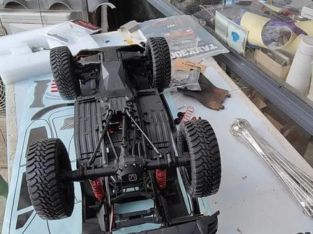 坦克安装护板 拖车勾 以及减震调节#rc模型 #rc遥控车 #攀爬车 #硬派越野 #无兄弟不越野