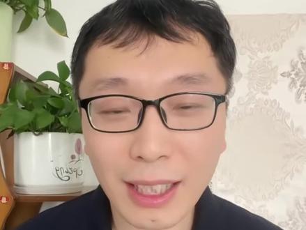 开店办虚拟户?这两种合规方式帮你避坑 最近开店办虚拟户总踩坑,整理了两种合规渠道分享给大家:
1. 自己跑银行办:省钱但得自己跑腿
2. 找代办机构:只需#虚拟户 #云账户 #电商#电商运营
有不懂的可以评论区问我~