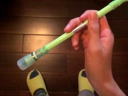 转笔手背跳教学!萌新进阶必备暴力招式!#是时候露一手了 #是时候展现真正的技术了 #控制不住我的手啦 #那年我双手插兜不知道什么叫做对手