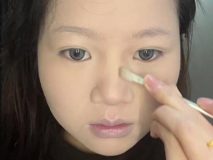 你们要的修鼻教程来咯#蒜头鼻 #修容 #化妆技巧 #新手化妆教程