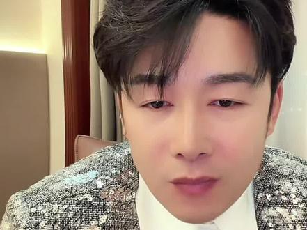 网络真真假假什么是真什么是假呢?#贵阳二小姐 #陈雅森 #贵阳二小姐杰少 #网络真真假假 #没有什么对与错 @贵阳二小姐🐮 @陈雅森