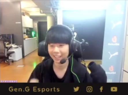 Scout与Viper和lehends聊天突然说中文!爷之所以是爷!突然语言系统混乱!带着Tarzan选手卡去米国的Viper3!太搞笑了#EDG #Viper #Scout