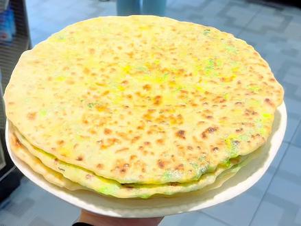#抖音美食创作者 今日分享蒙族馅饼的面水比例
希望能帮到小伙伴们。#馅饼教学